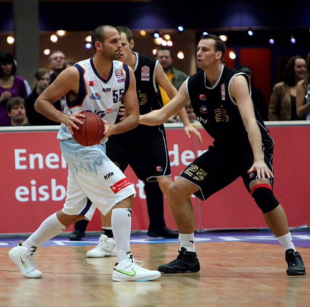 现来施展自 现来施展自