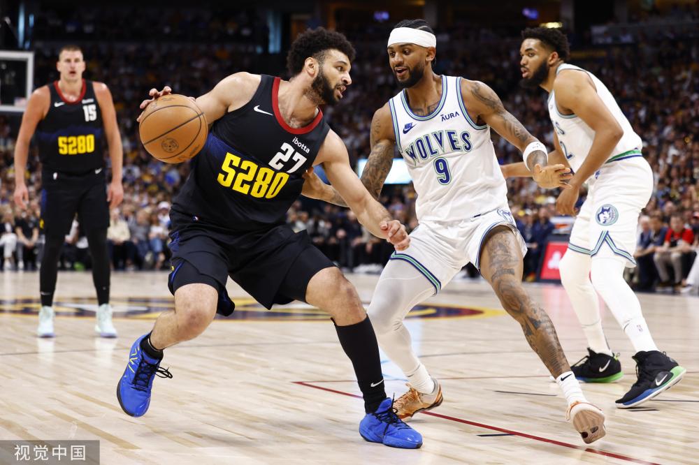 林正在走类 林正在走类