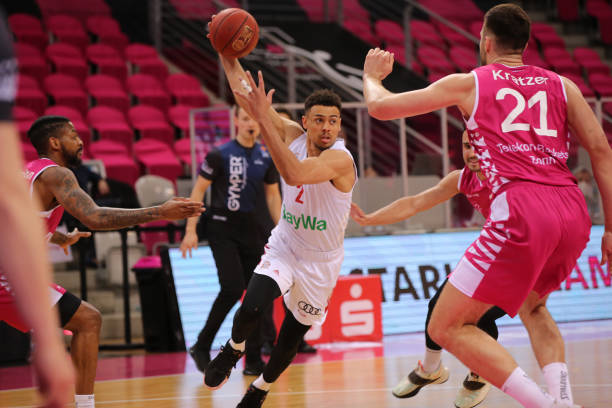 犀利的进攻 犀利的进攻