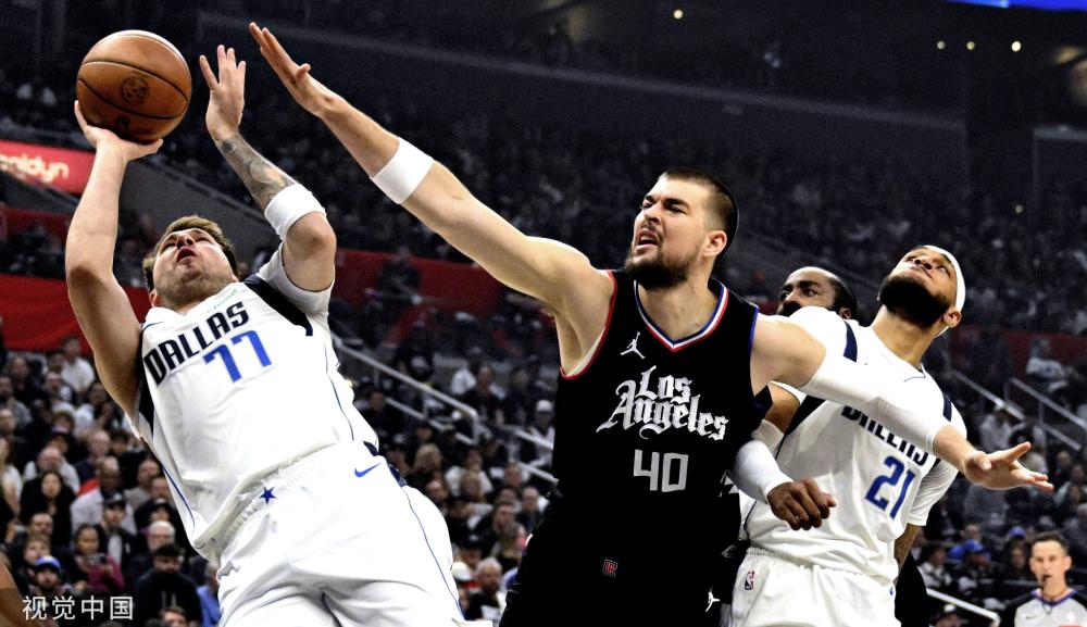 对乌克兰与 对乌克兰与