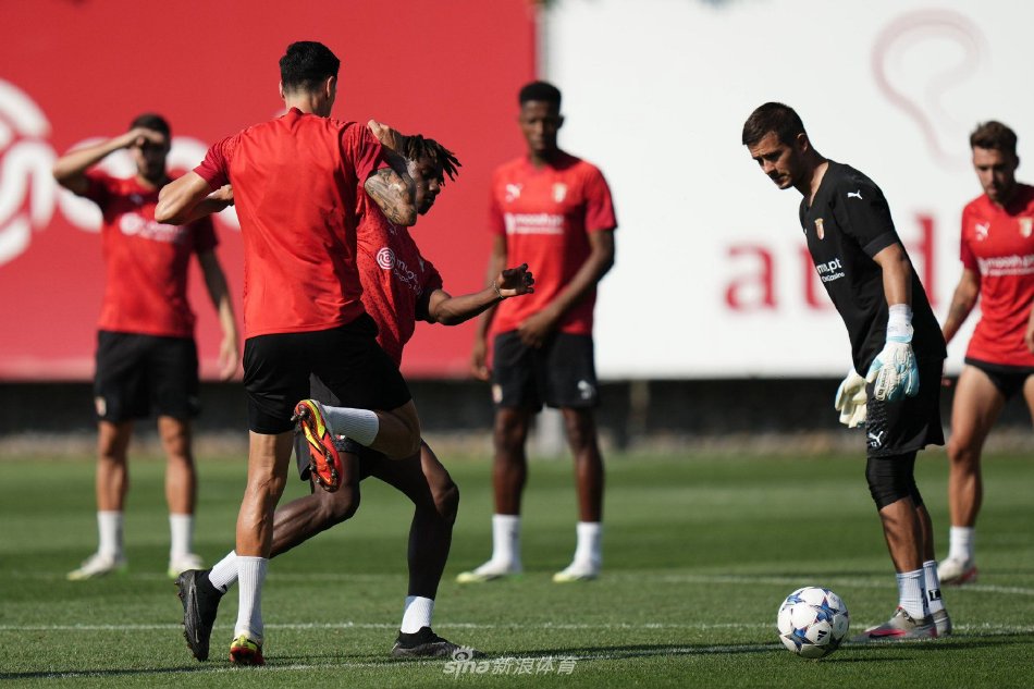 的一个战略 的一个战略